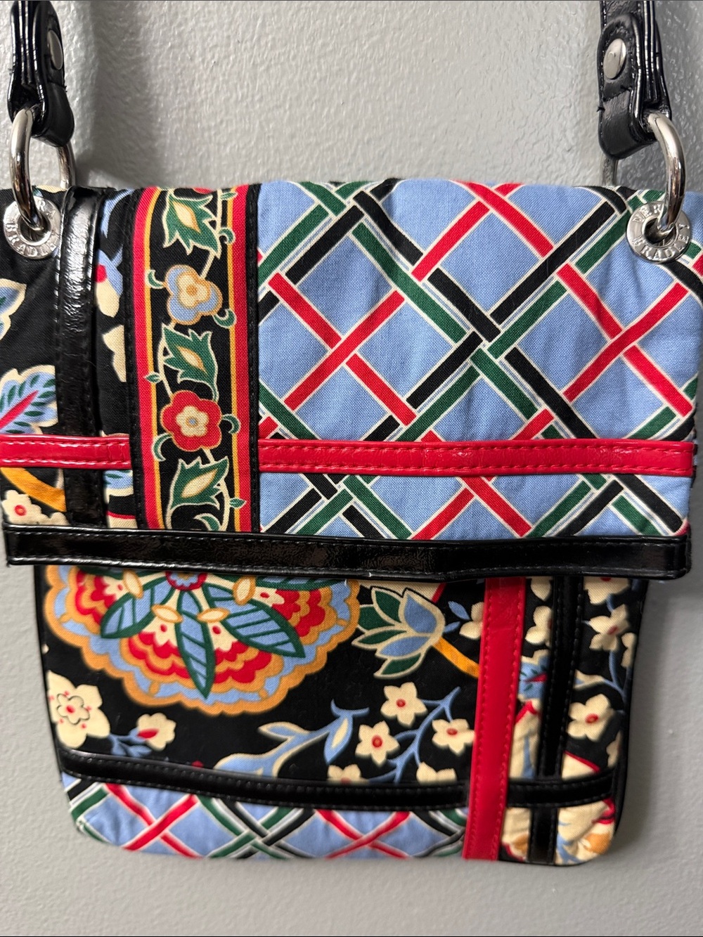Vera Bradley Flipster Fold Over Crossbody Bag in Versaille Black Red Floral